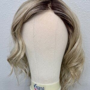 *New* Raquel Welch Curve Appeal Shaded Biscuit